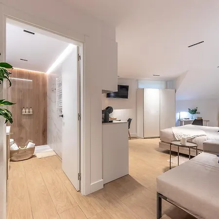 2 Estudios Independientes Juntos En Appartement *